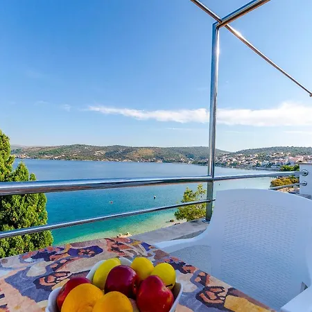 Rozalija Appartement Ražanj