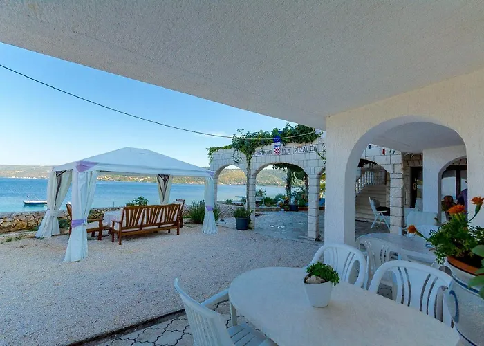 Rozalija Apartamento Ražanj